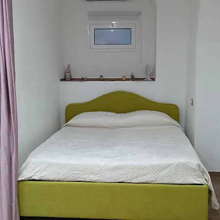 Happy Historic House