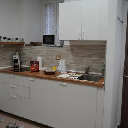 Happy Historic House Apartment